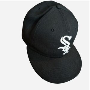 New Era Chicago White Sox Black & White 9FIFTY Fitted Hat - Black
